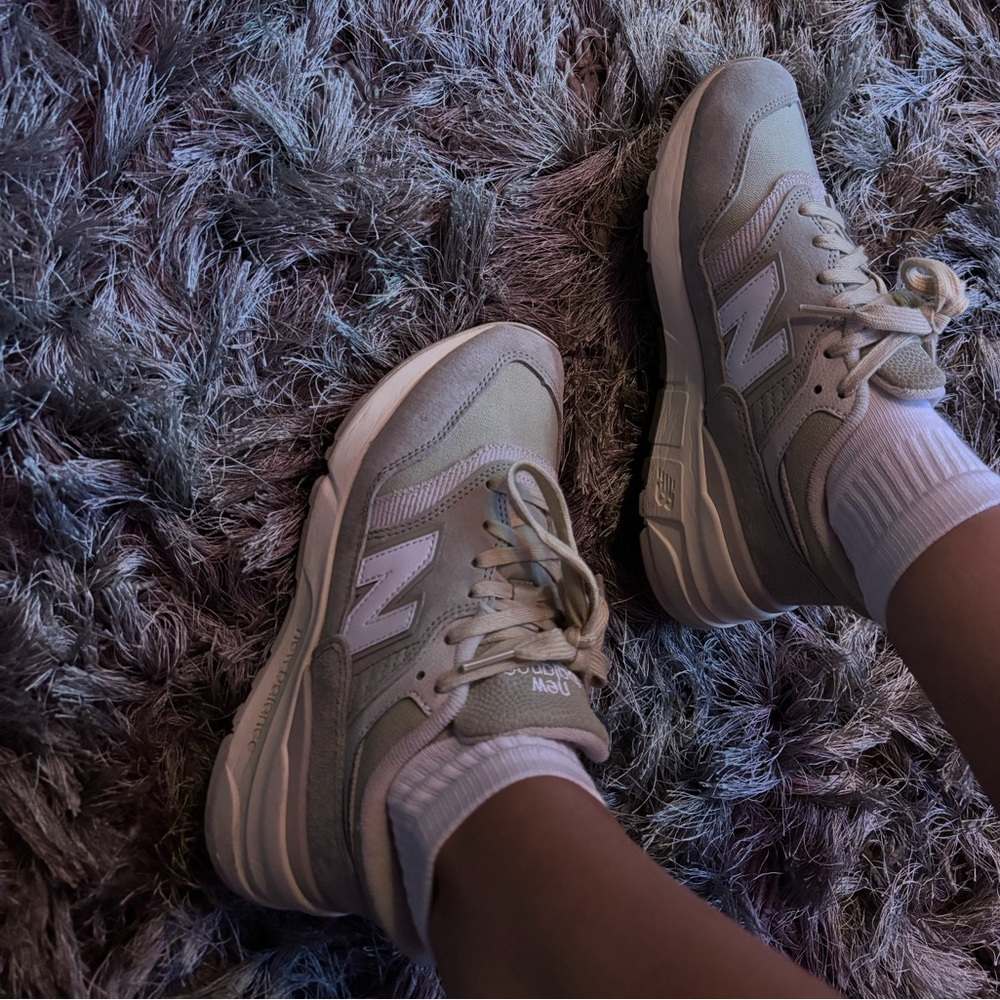 New Balance sage Sneakers